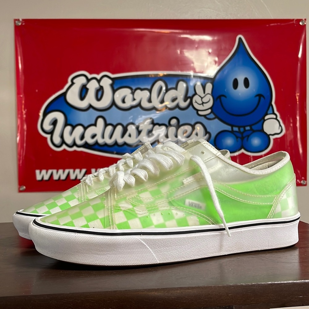 Vans clear 2 style shoe size 10.5 new